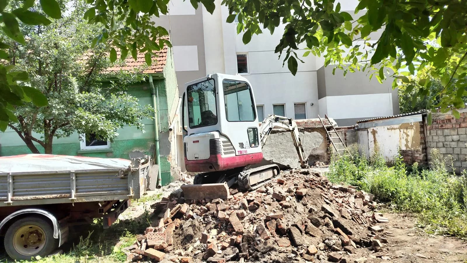 Debarasare teren și curățare după lucrări