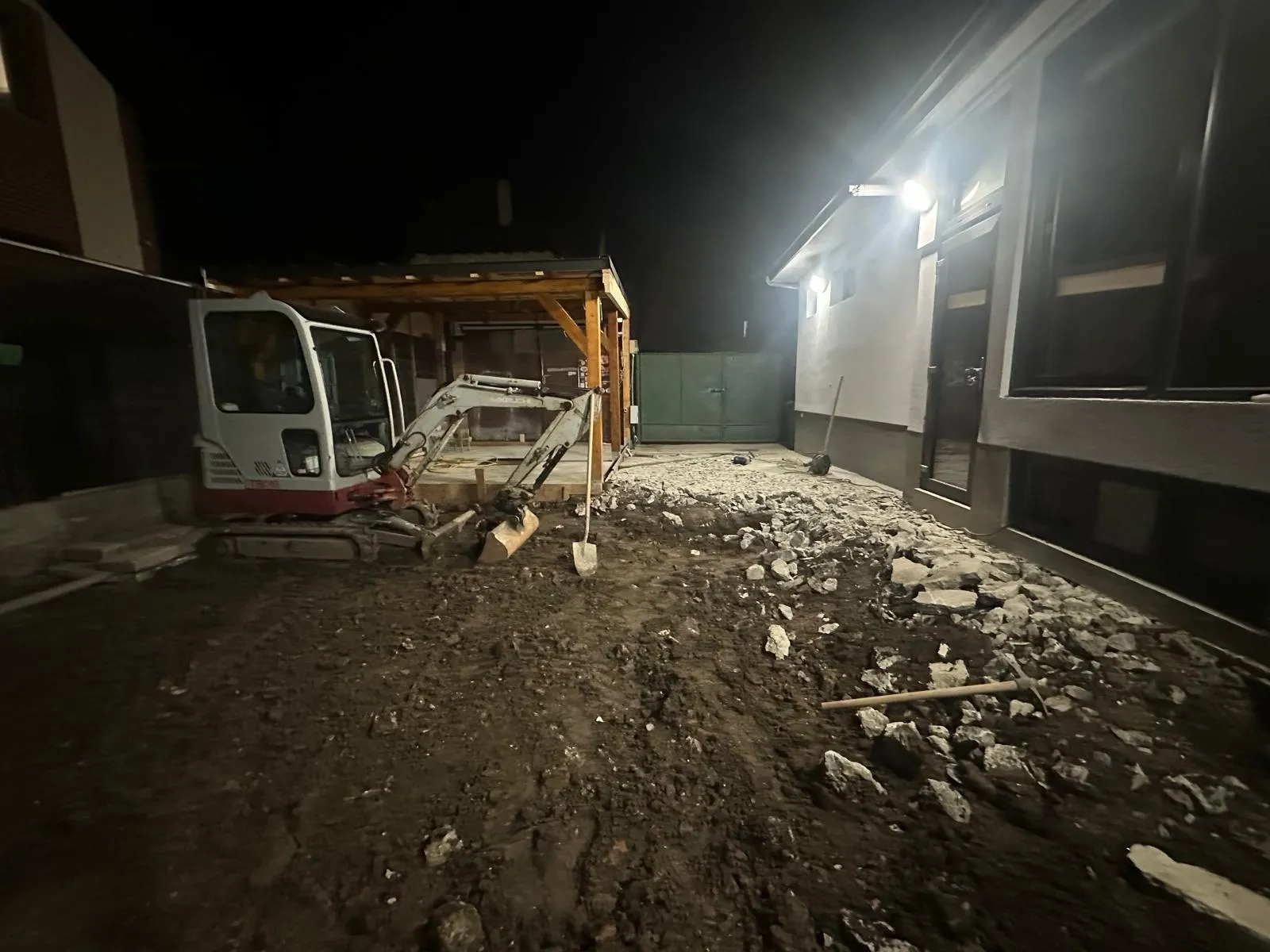 Nivelare teren pentru construcție